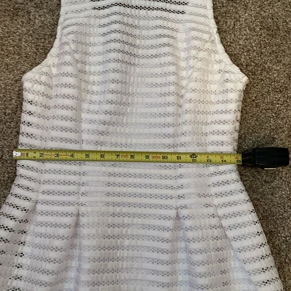 White Striped Sleeveless Dress - Picture 2 of 3